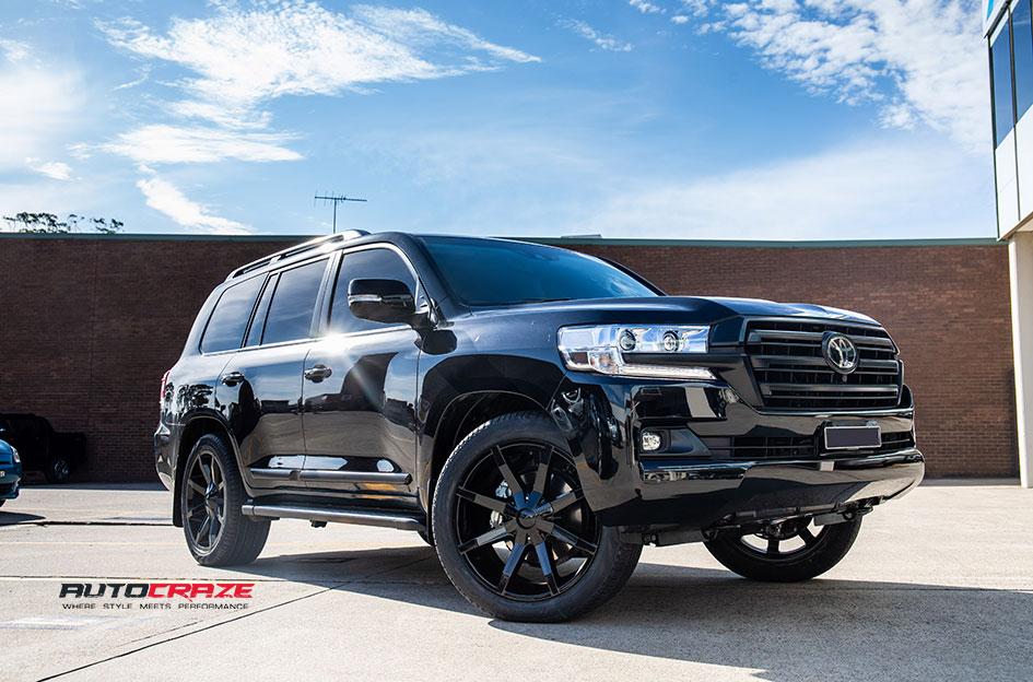 TOYOTA LANDCRUSIER SLIDE GLOSS BLACK
